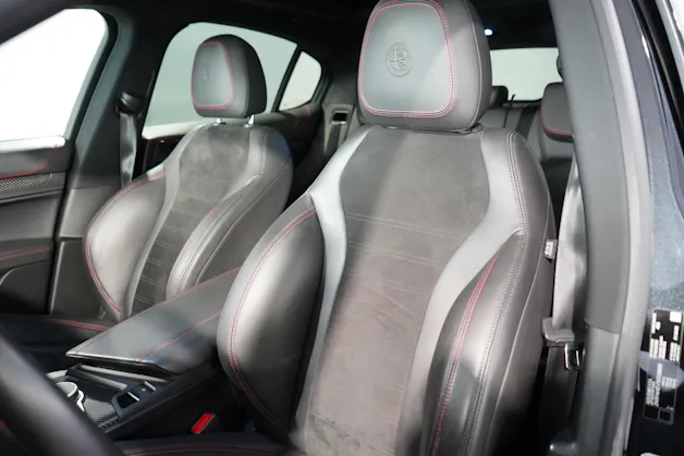 Alfa Romeo Stelvio 2.9 V6 Biturbo Q4 Quadrifoglio