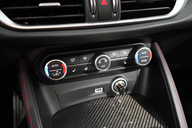 Alfa Romeo Stelvio 2.9 V6 Biturbo Q4 Quadrifoglio