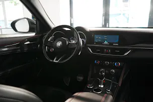 Alfa Romeo Stelvio 2.9 V6 Biturbo Q4 Quadrifoglio