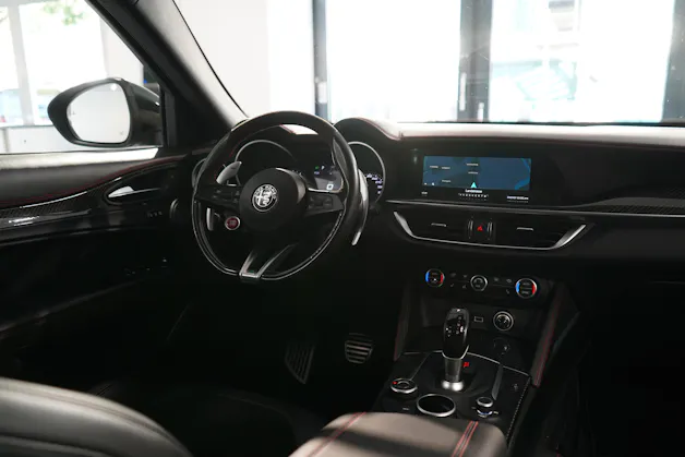 Alfa Romeo Stelvio 2.9 V6 Biturbo Q4 Quadrifoglio