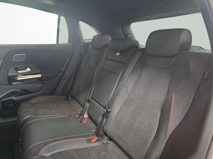 Fahrzeugbild MERCEDES-BENZ GLA 250