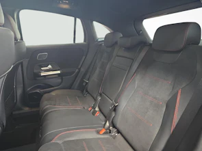 Fahrzeugbild MERCEDES-BENZ GLA 250 e EQ Star AMG Line