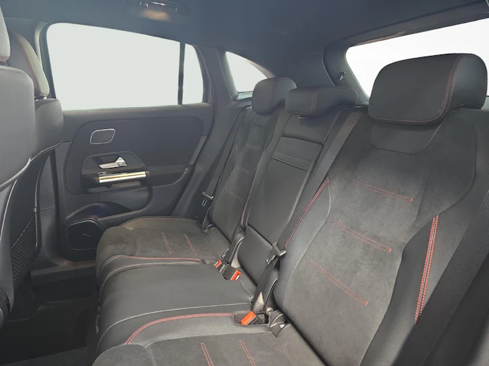 Fahrzeugbild MERCEDES-BENZ GLA 250