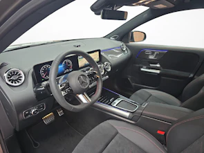 Fahrzeugbild MERCEDES-BENZ GLA 250 e EQ Star AMG Line