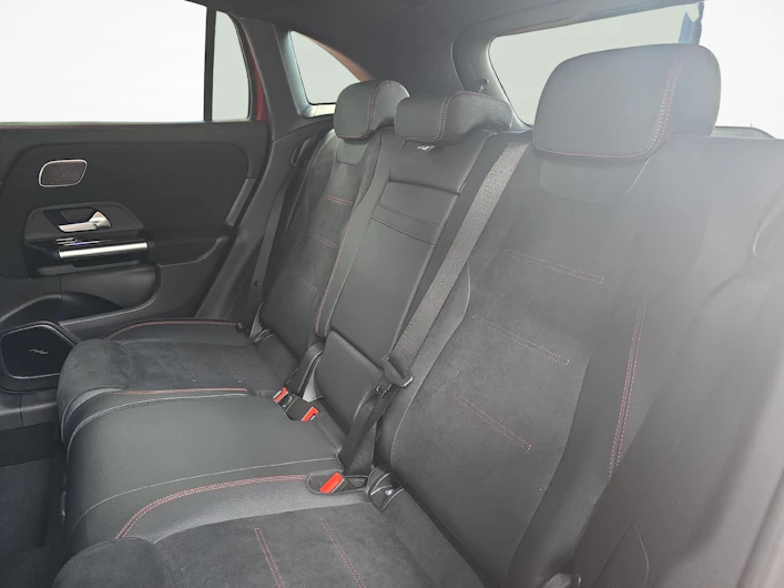 Fahrzeugbild MERCEDES-BENZ GLA 250