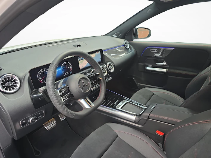 Fahrzeugbild MERCEDES-BENZ GLA 250