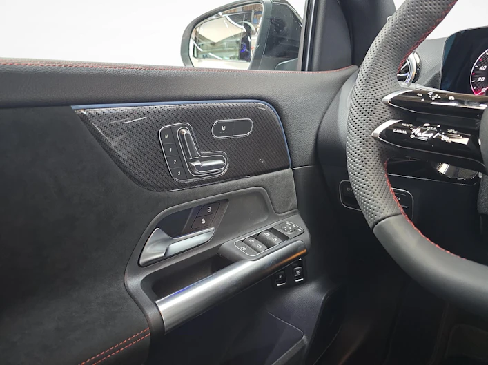 Fahrzeugbild MERCEDES-BENZ GLA 250