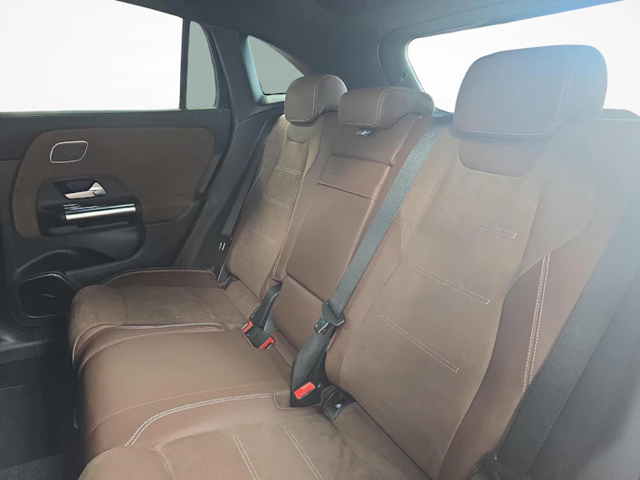 Fahrzeugbild MERCEDES-BENZ GLA 250