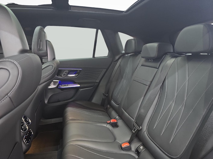 Vehicle image MERCEDES-BENZ GLC 400