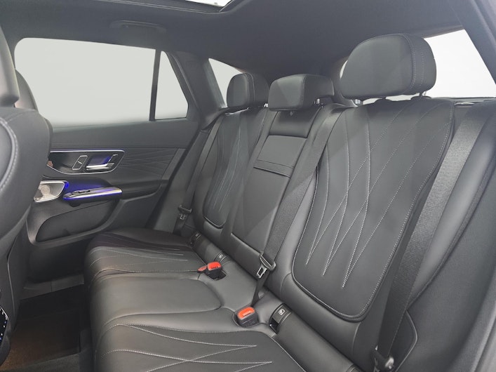 Vehicle image MERCEDES-BENZ GLC 300