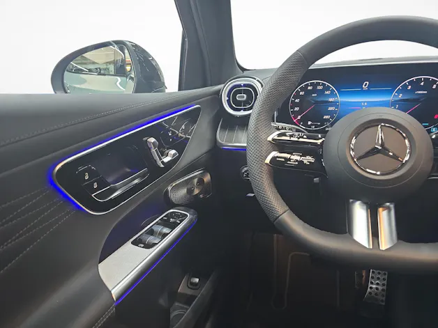 Mercedes-Benz GLC 300 4MATIC AMG Line