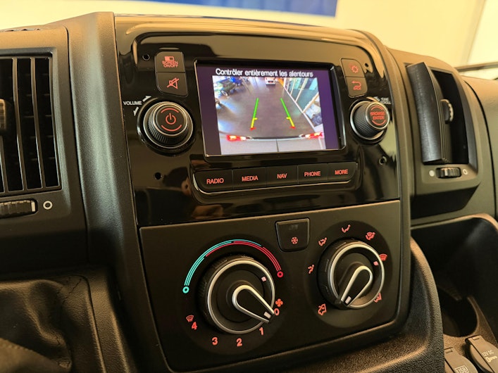 Vehicle image OPEL MOVANO