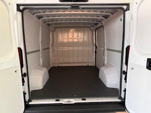 Vehicle image OPEL Movano Kaw. 3.5 t  L1 H1 2.2 TD 140