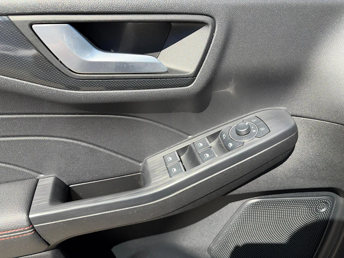 image du véhicule FORD KUGA