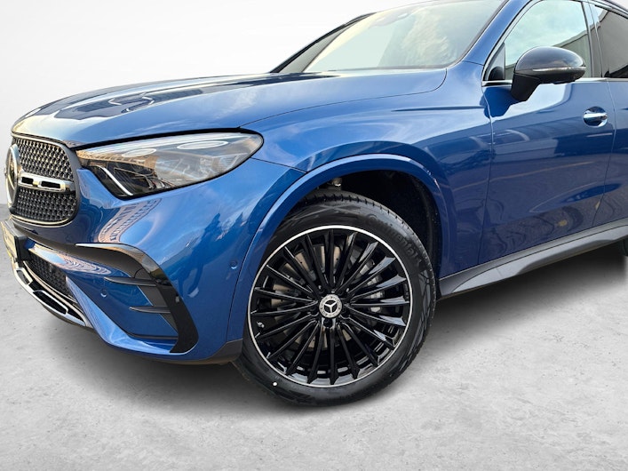 image du véhicule MERCEDES-BENZ GLC 400