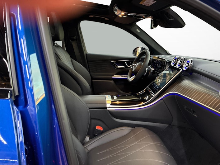 image du véhicule MERCEDES-BENZ GLC 400