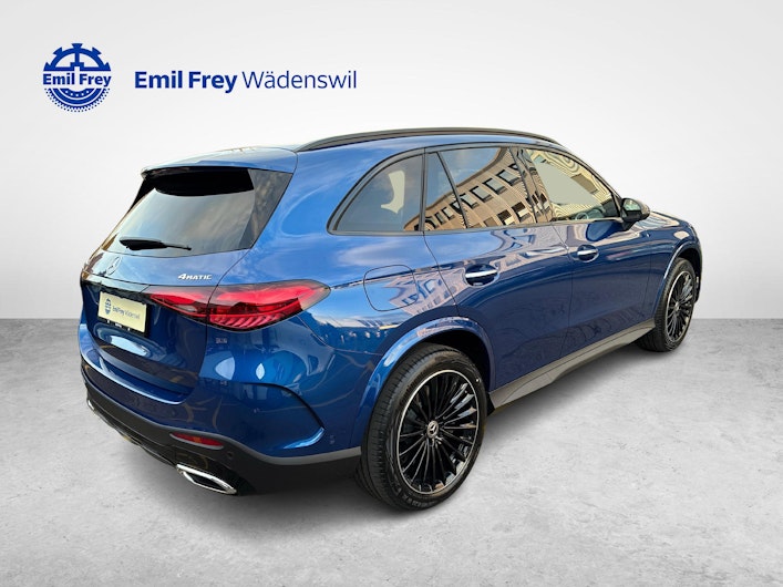 image du véhicule MERCEDES-BENZ GLC 400