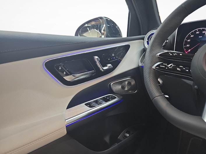 immagine del veicolo MERCEDES-BENZ GLC 400