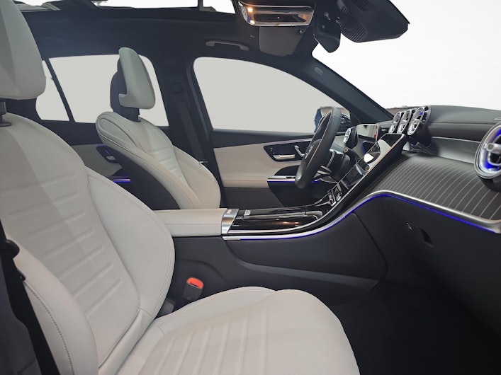 immagine del veicolo MERCEDES-BENZ GLC 400