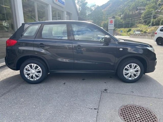 Vehicle image 6 Vehicle image 6