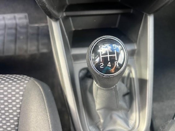 Vehicle image 10 Vehicle image 10