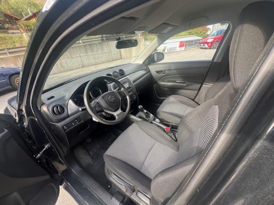 Vehicle image 8 Vehicle image 8