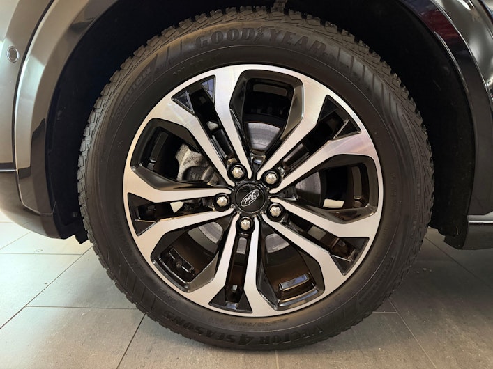 Vehicle image FORD PUMA