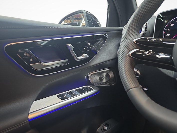 Vehicle image MERCEDES-BENZ GLC 220