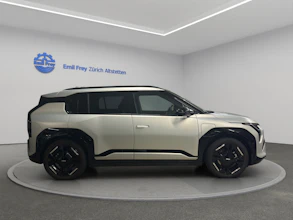 https://vehicle.imgix.net/4028525/8f9ace31-6052-43a1-9b08-698298bf124b.jpg