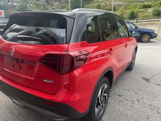 Vehicle image 5 Vehicle image 5