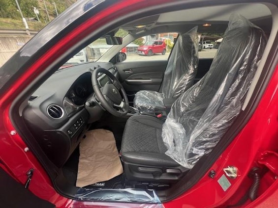 Vehicle image 8 Vehicle image 8