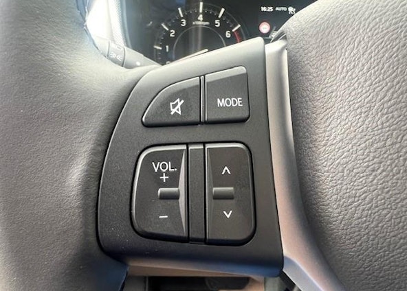 Vehicle image 16 Vehicle image 16