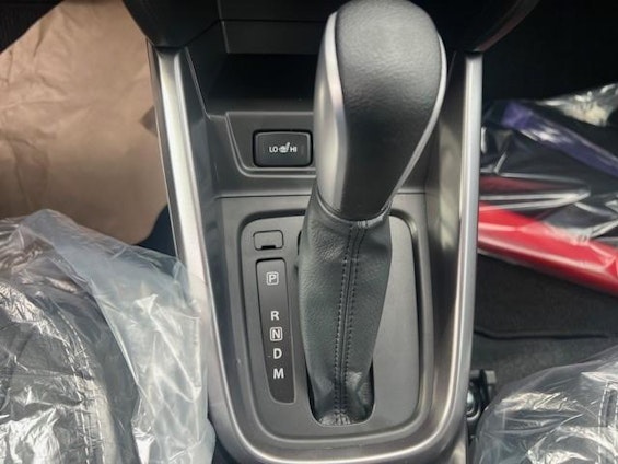 Vehicle image 13 Vehicle image 13