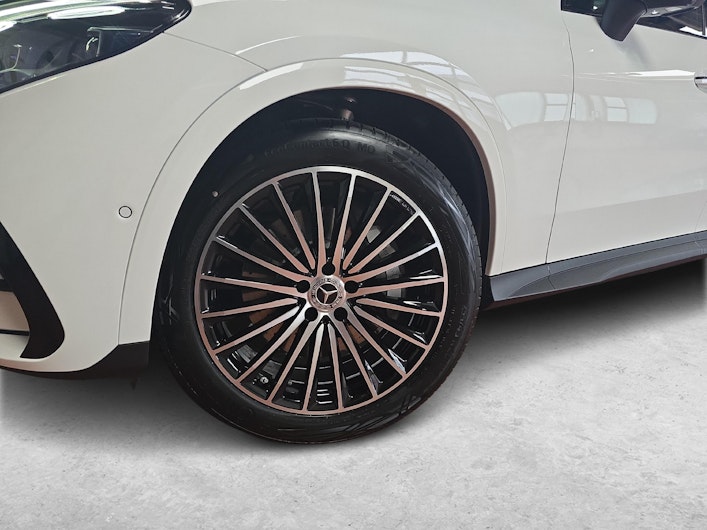 Vehicle image MERCEDES-BENZ GLC 300