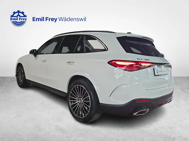 Mercedes-Benz GLC 300 4MATIC AMG Line