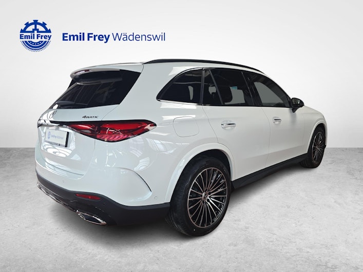 Vehicle image MERCEDES-BENZ GLC 300