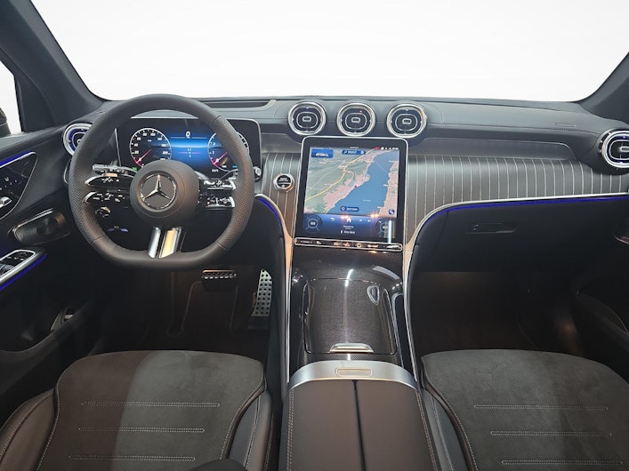 Vehicle image MERCEDES-BENZ GLC 300