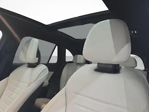 Mercedes-Benz GLC 300 4MATIC AMG Line