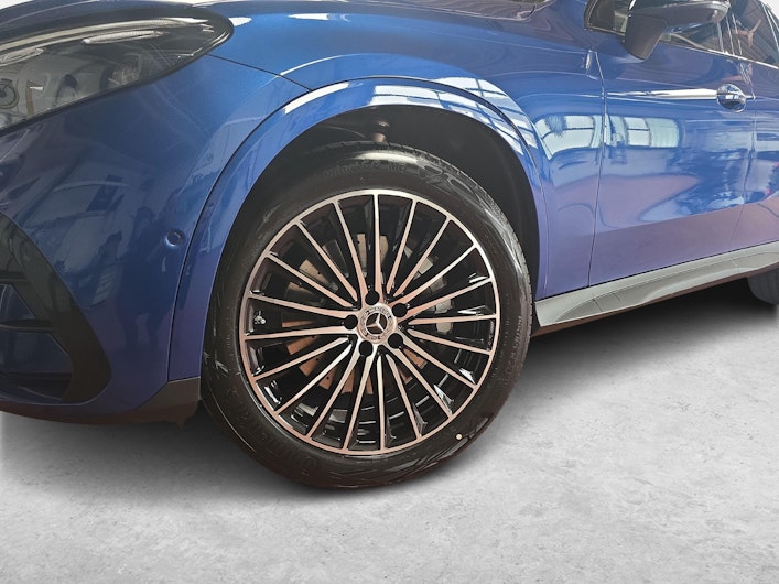 Vehicle image MERCEDES-BENZ GLC 300