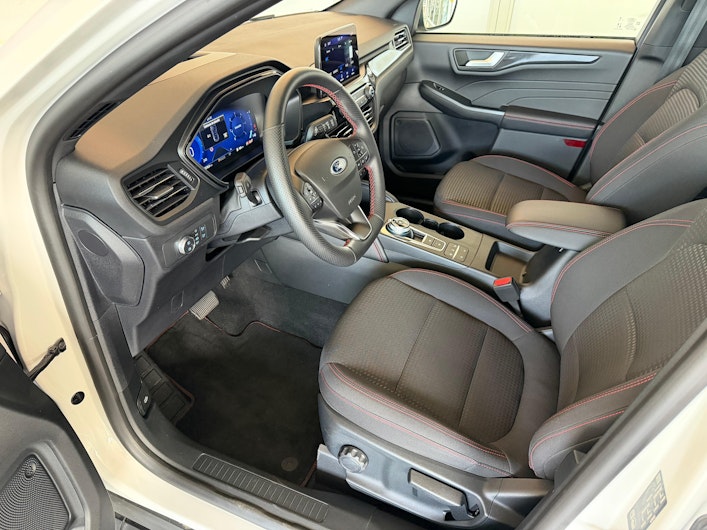 Vehicle image FORD KUGA