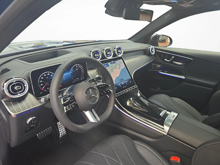 image du véhicule MERCEDES-BENZ GLC 400