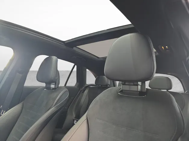 Mercedes-Benz GLC 300 4MATIC AMG Line