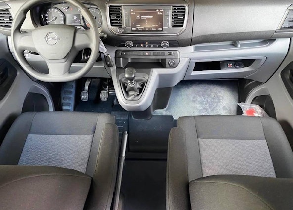 Vehicle image 6 Vehicle image 6