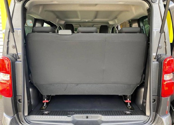 Vehicle image 9 Vehicle image 9