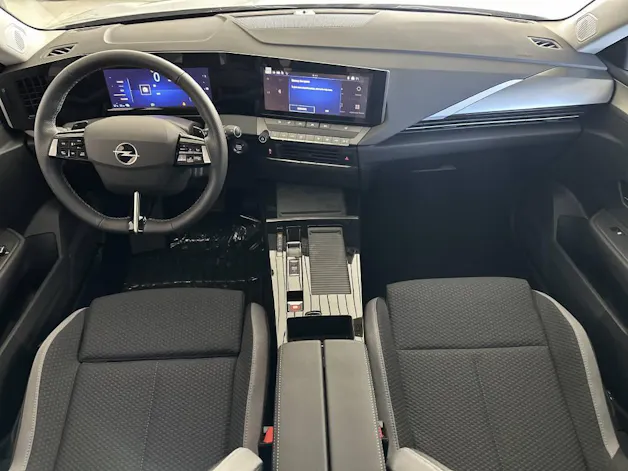 Opel Astra 1.6 T PHEV Swiss