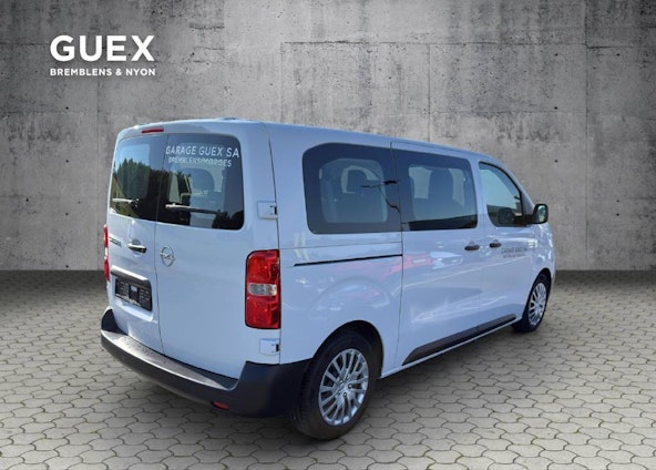 Vehicle image 3 Vehicle image 3