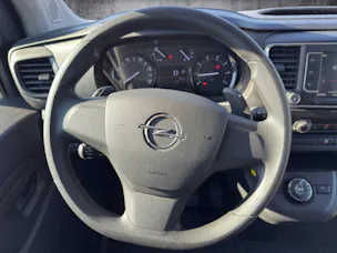 Opel Vivaro combi 2.8 t M 2.0 D 177 S/S