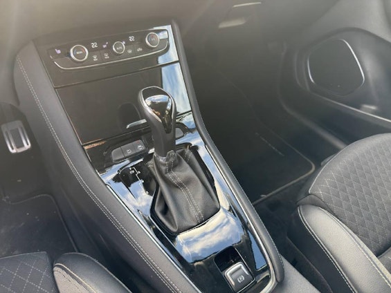 Vehicle image 6 Vehicle image 6