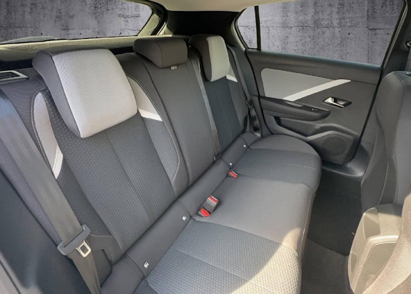 Vehicle image 11 Vehicle image 11