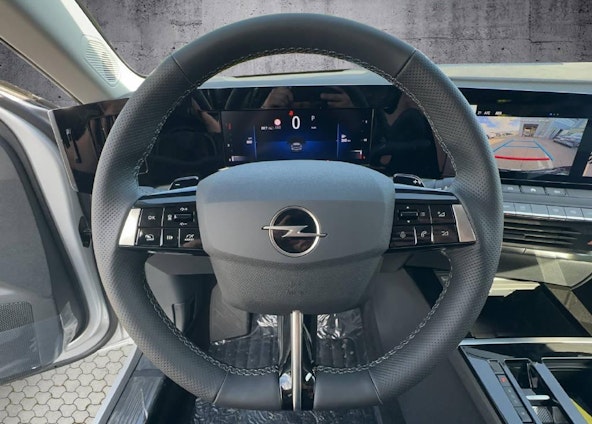 Vehicle image 10 Vehicle image 10